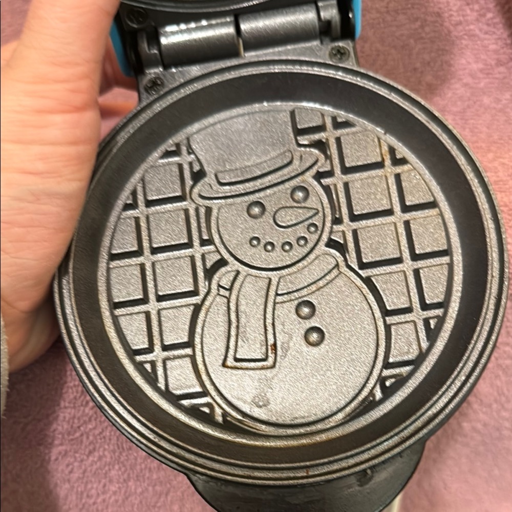 Blue and Black Non-Stick Snowman Festive Waffle Maker for Kitchen